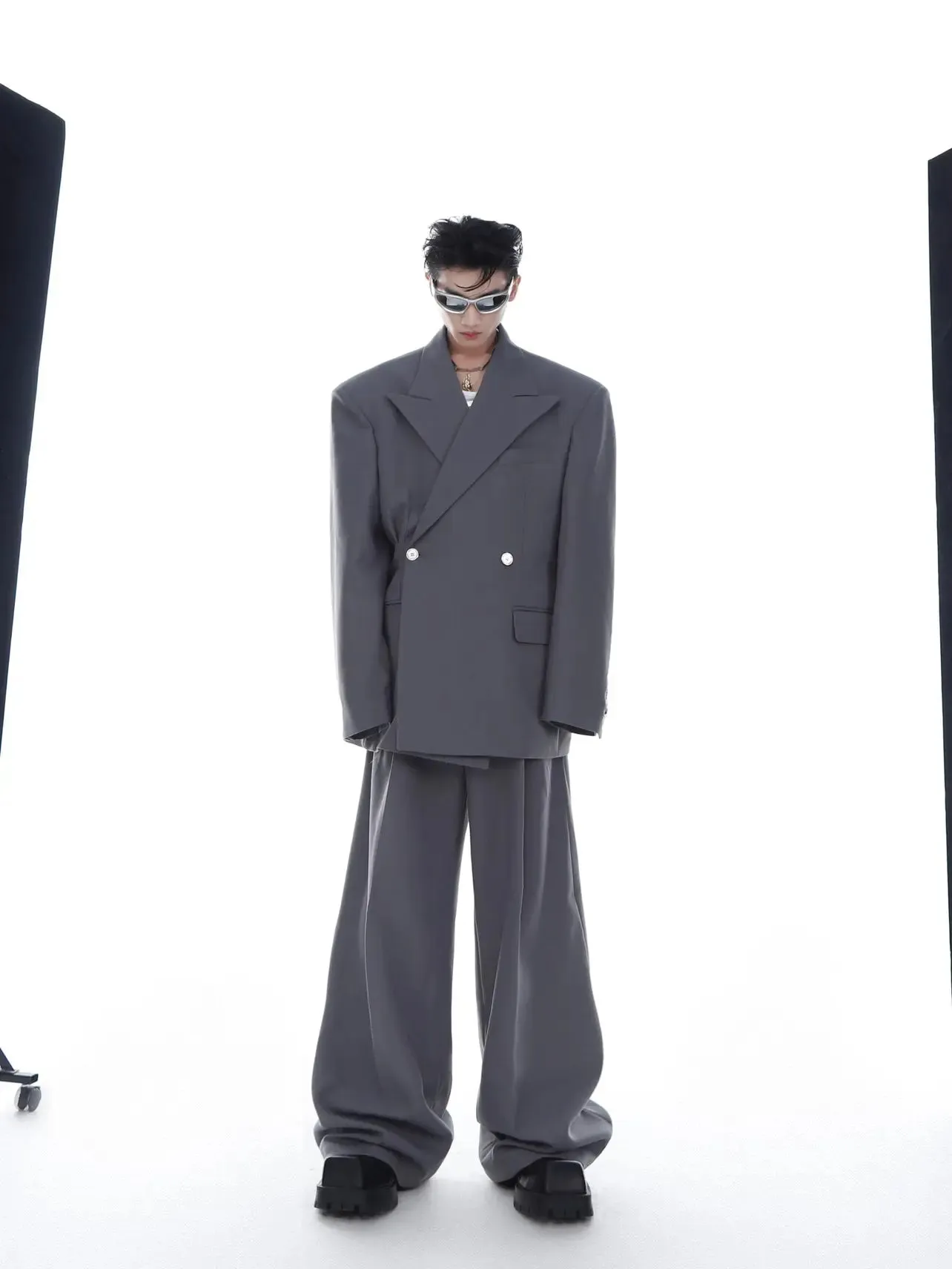 【23s Feb.】High Shoulder Black/Grey Jacket