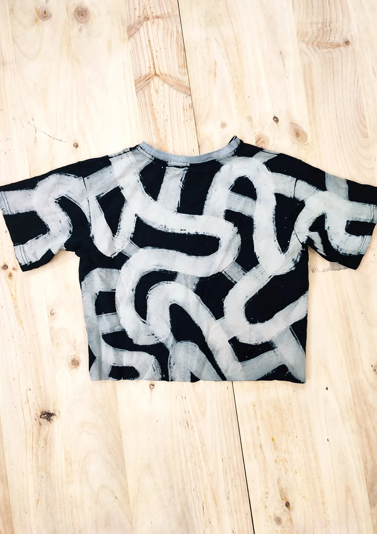 HANDPAINTED / CROPPED - T-SHIRT S - COTTON JERSEY black painted