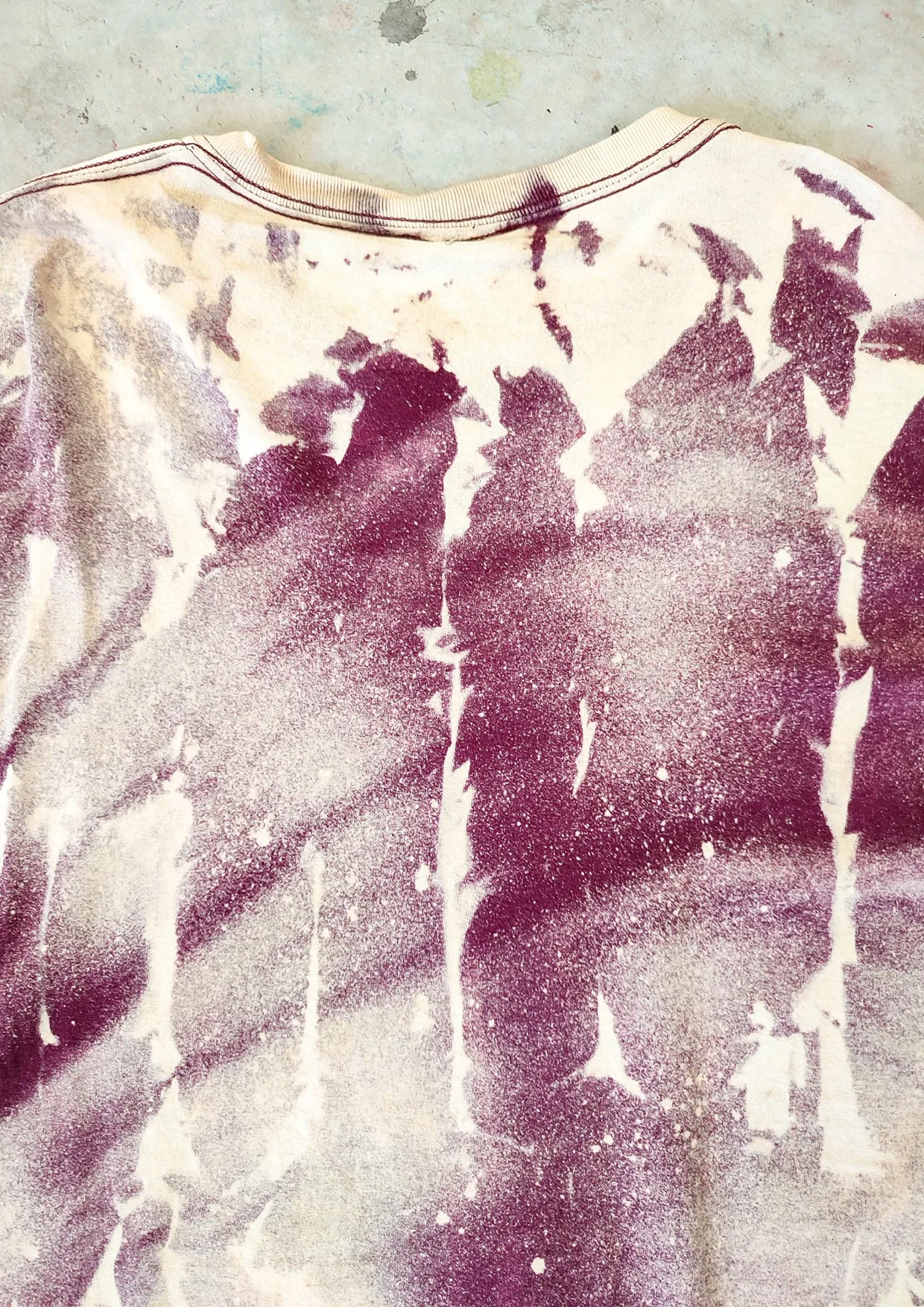 HANDPAINTED / CROPPED - T-SHIRT XXXL - COTTON JERSEY purple painted