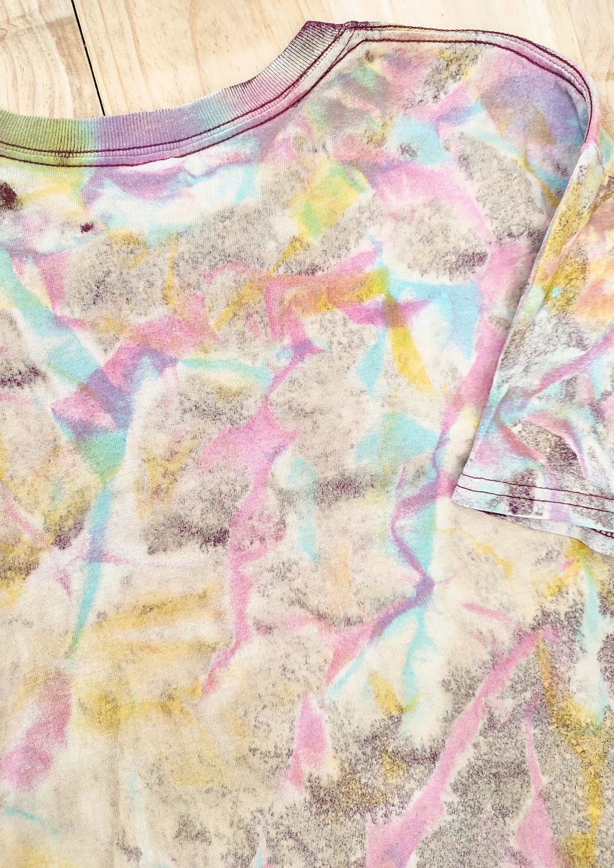 HANDPAINTED - T-SHIRT M - COTTON JERSEY purple painted