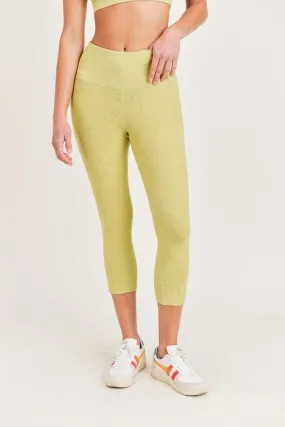 Mono B Textured Floral Jacquard TACTEL® Highwaist Capri Leggings