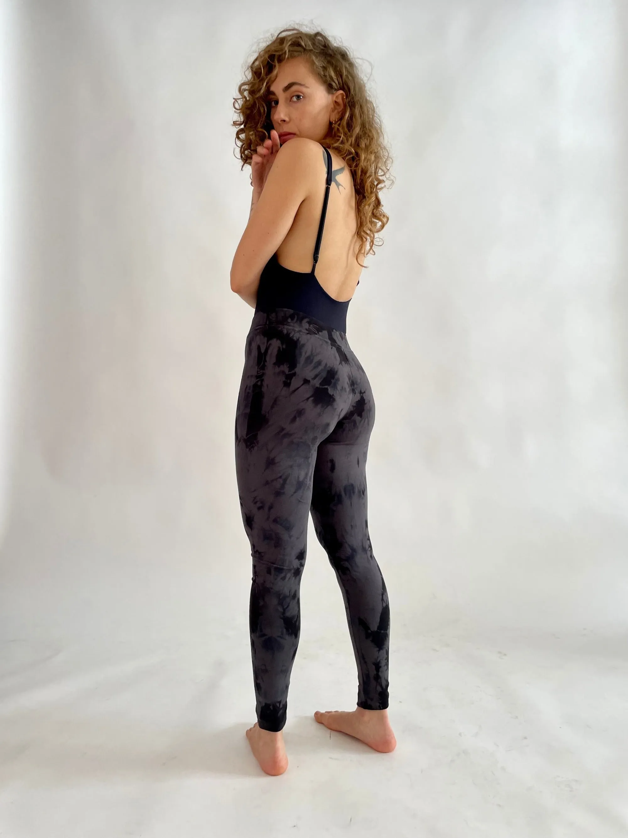 Tie Dye Yoga Leggings - Black & Grey