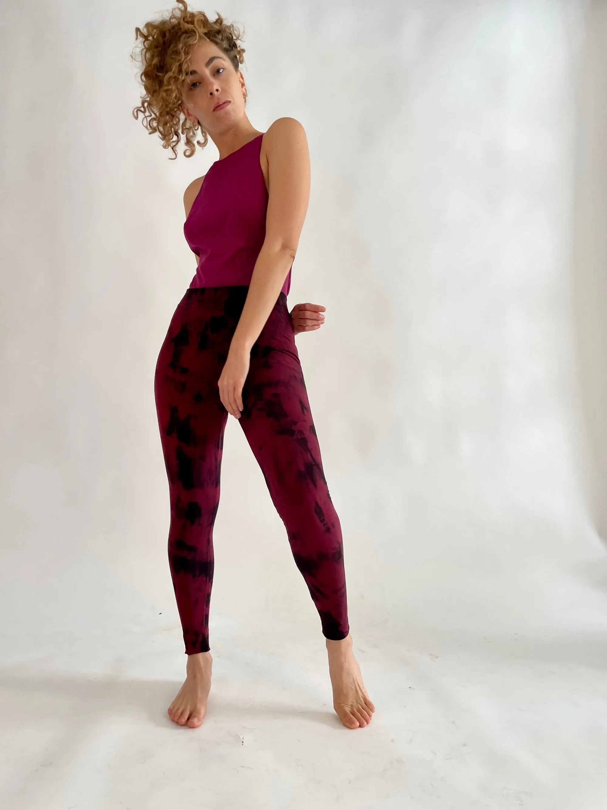 Tie Dye Yoga Leggings - Wine & Black