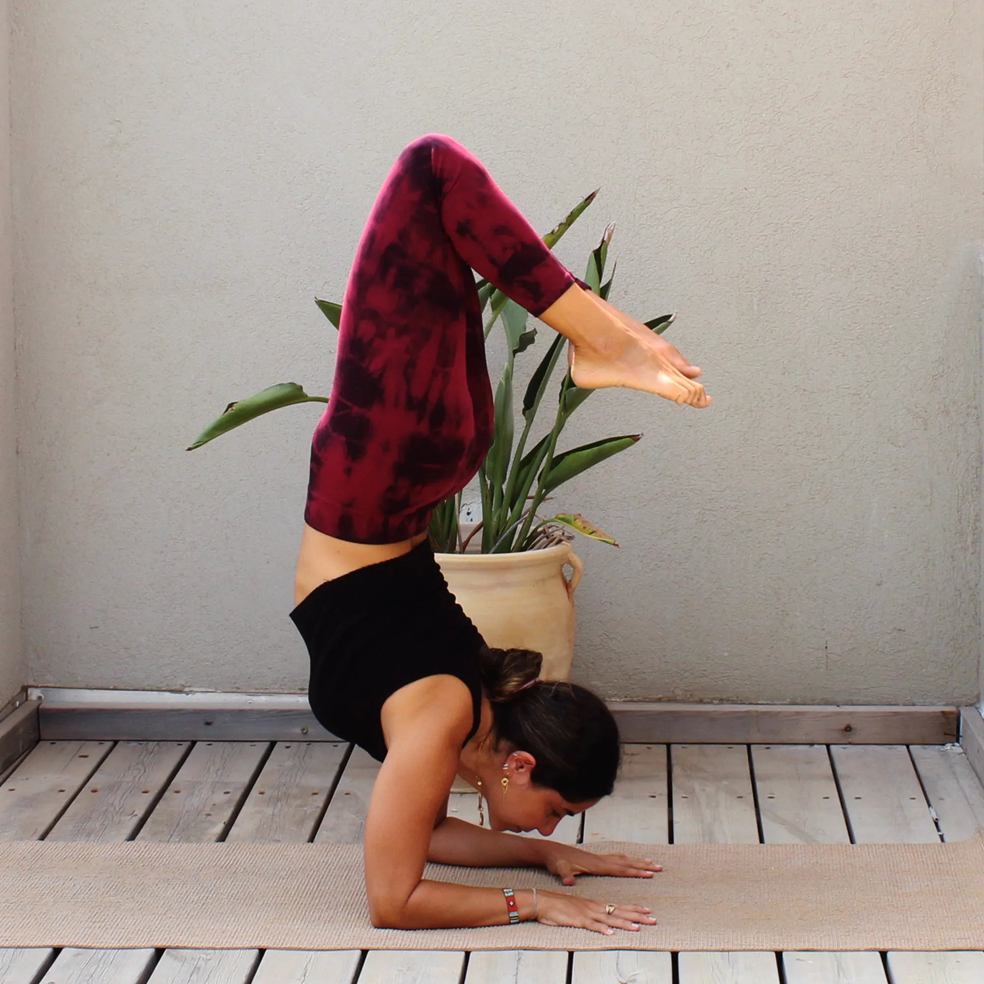 Tie Dye Yoga Leggings - Wine & Black