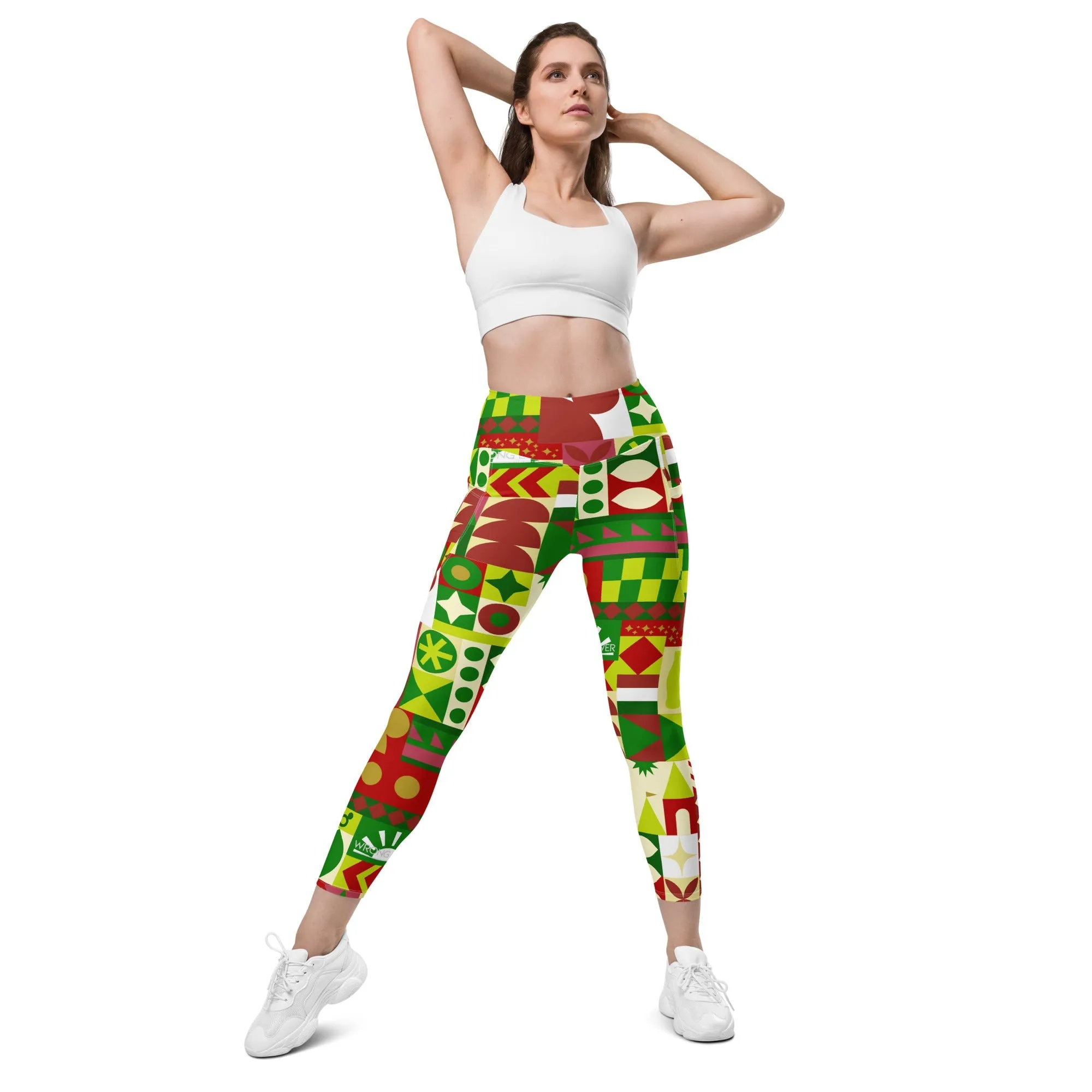 Very Merry Theme Park Cup Leggings with pockets