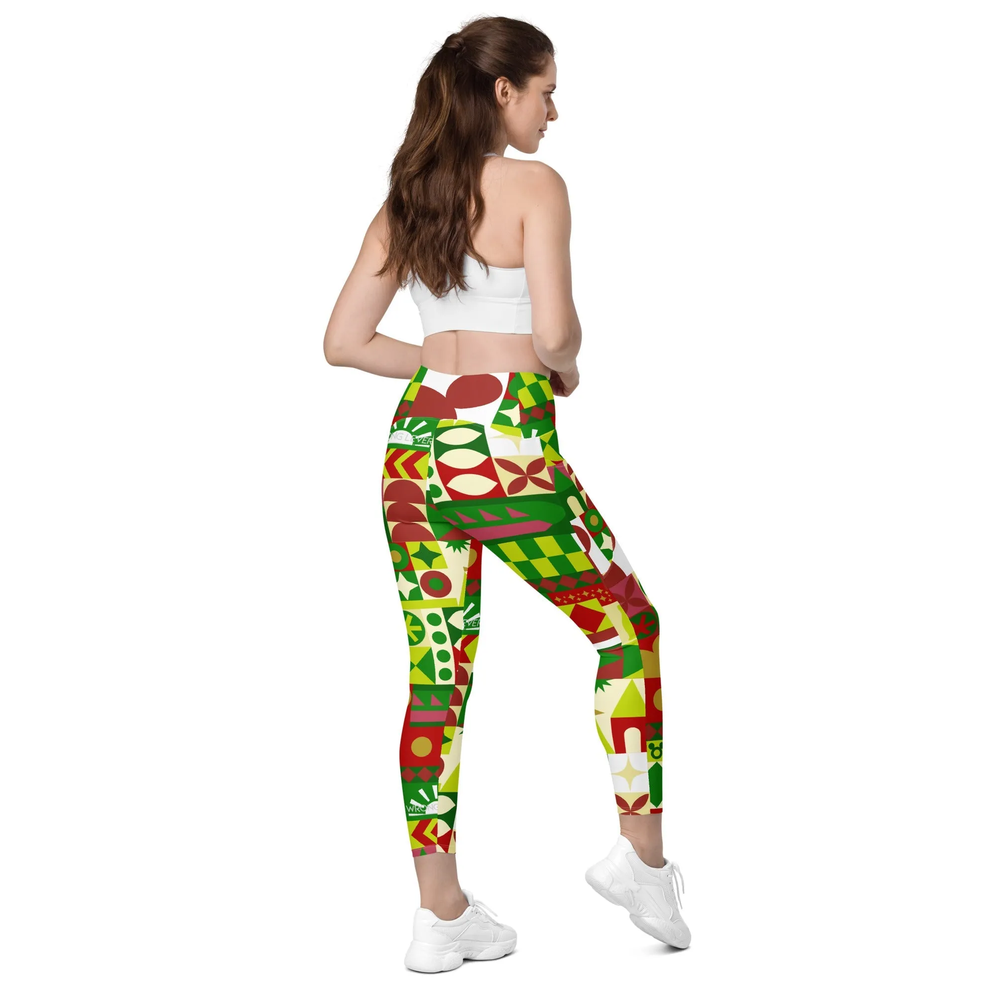 Very Merry Theme Park Cup Leggings with pockets