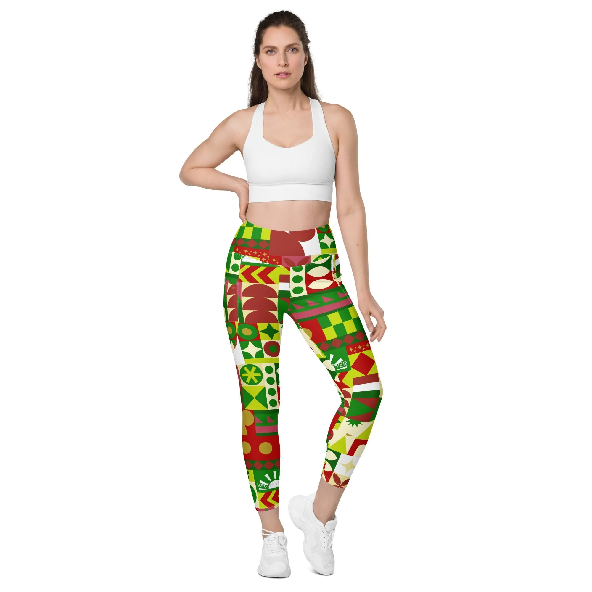 Very Merry Theme Park Cup Leggings with pockets