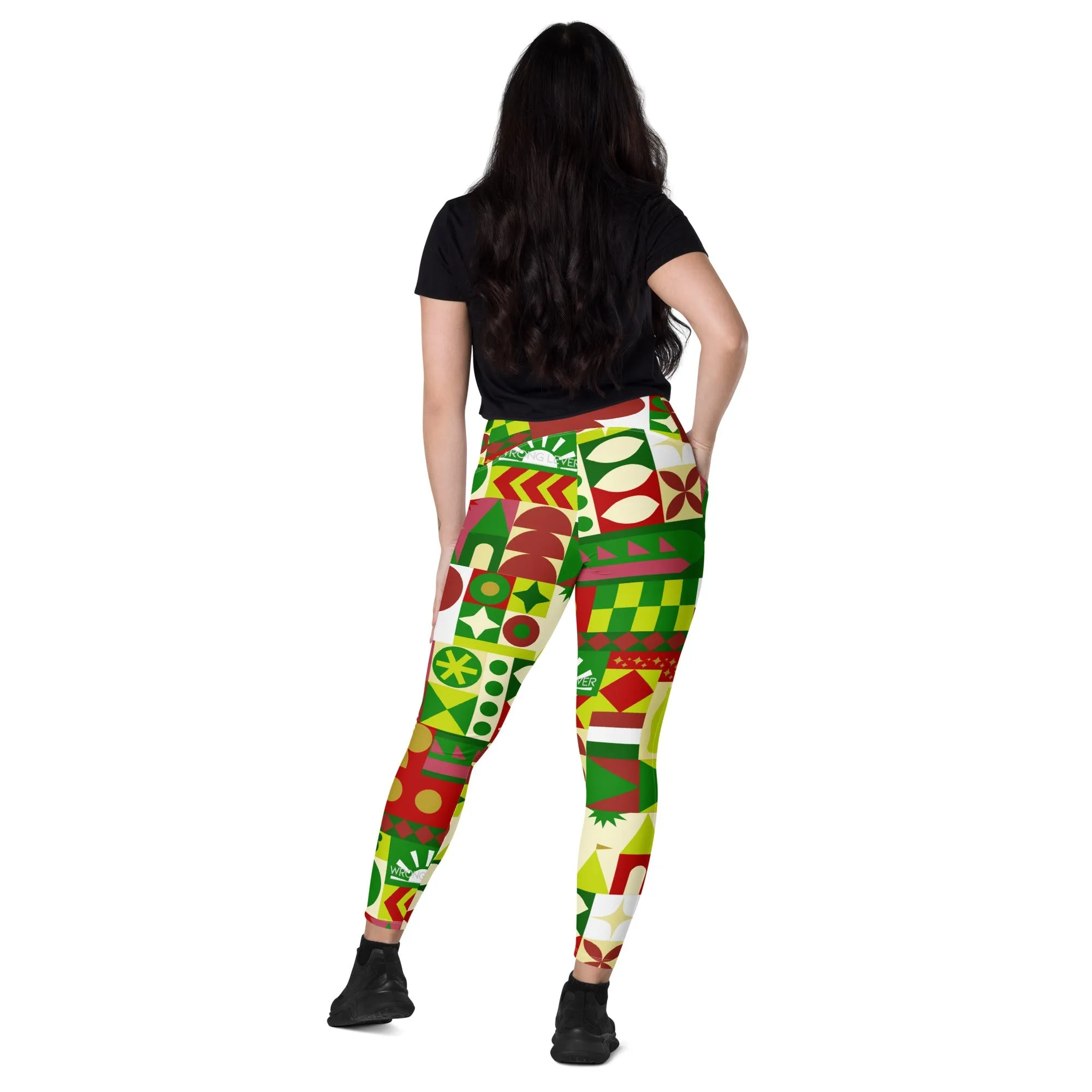 Very Merry Theme Park Cup Leggings with pockets