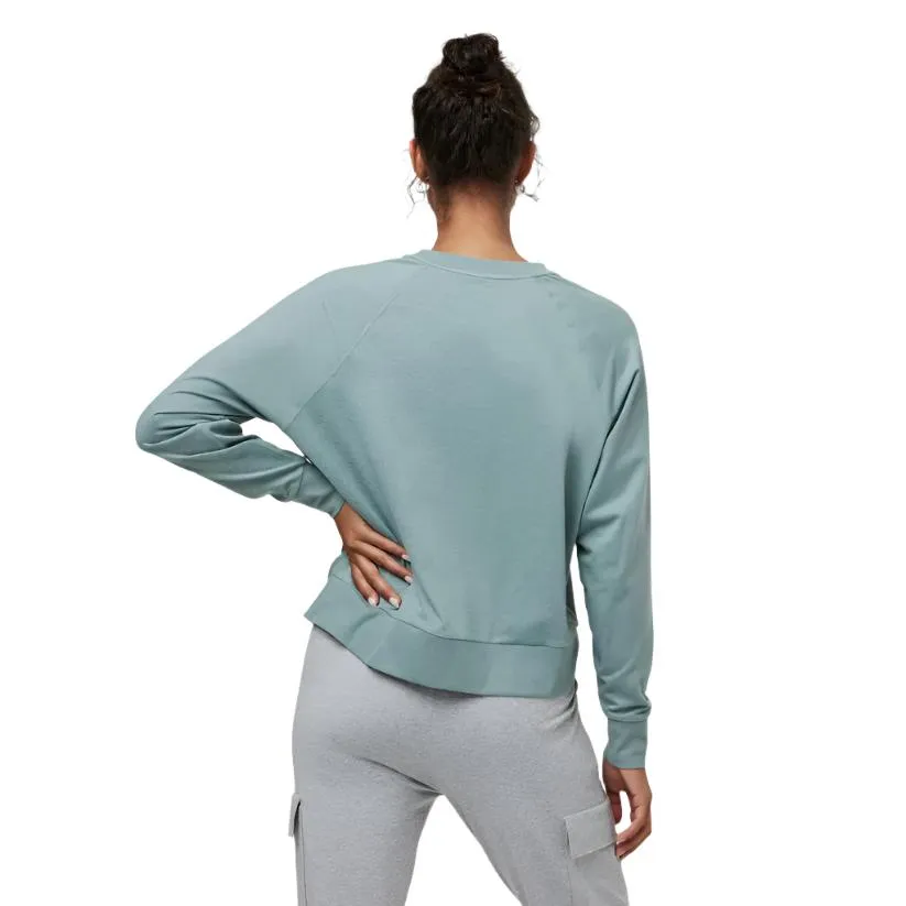 Vuori Women's Long Sleeve Halo Crew