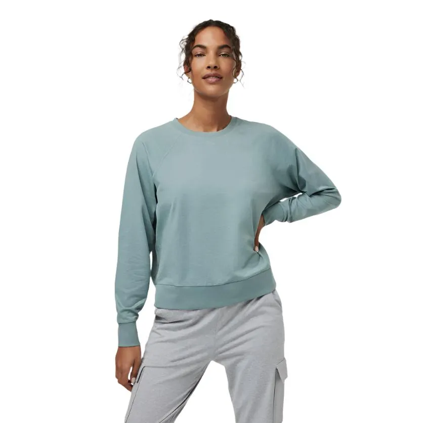 Vuori Women's Long Sleeve Halo Crew