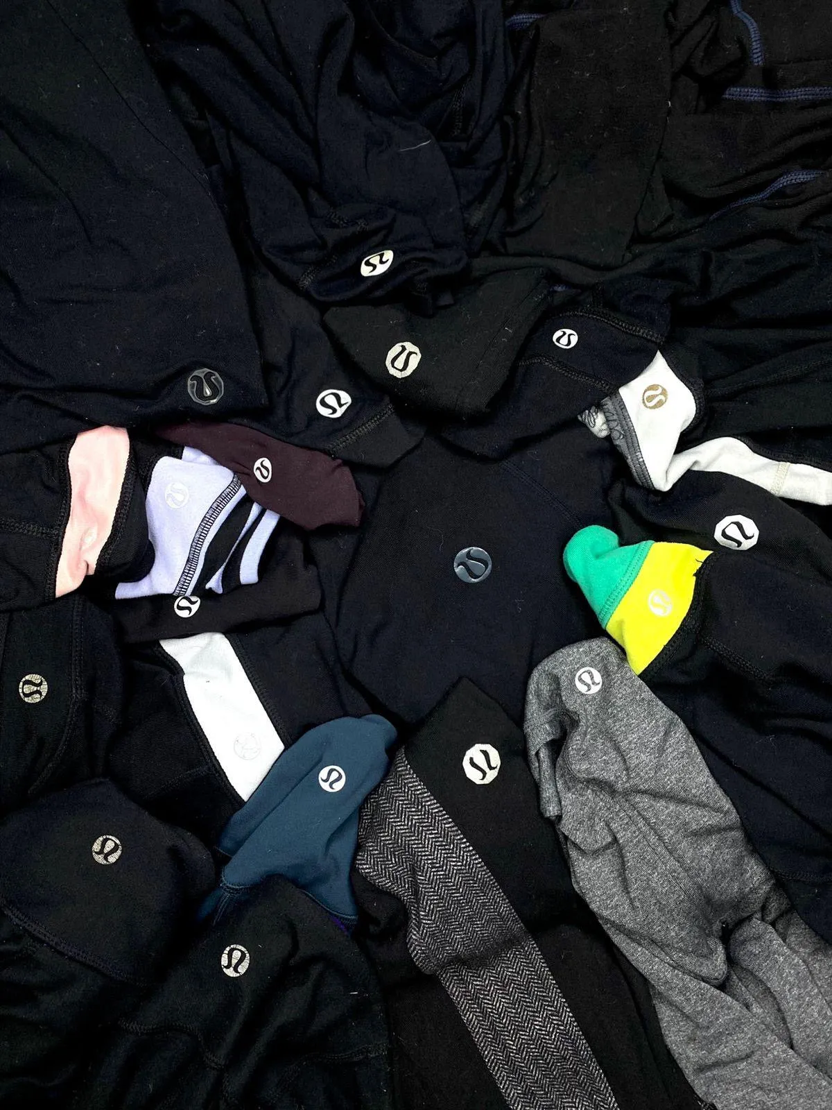 #VV157 Lululemon Leggins 20 PCs