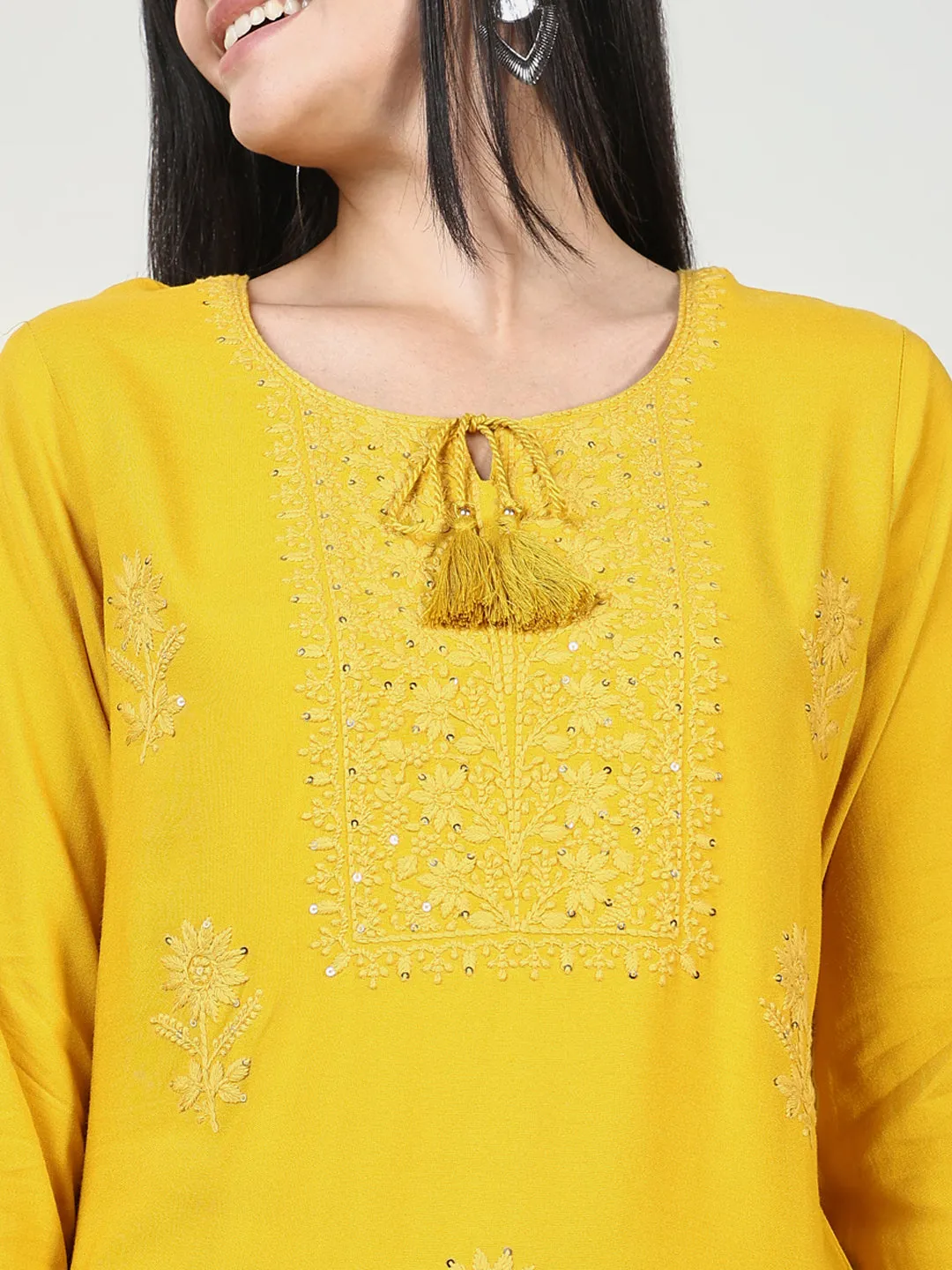 Women Solid Yellow Chikankari Kurta