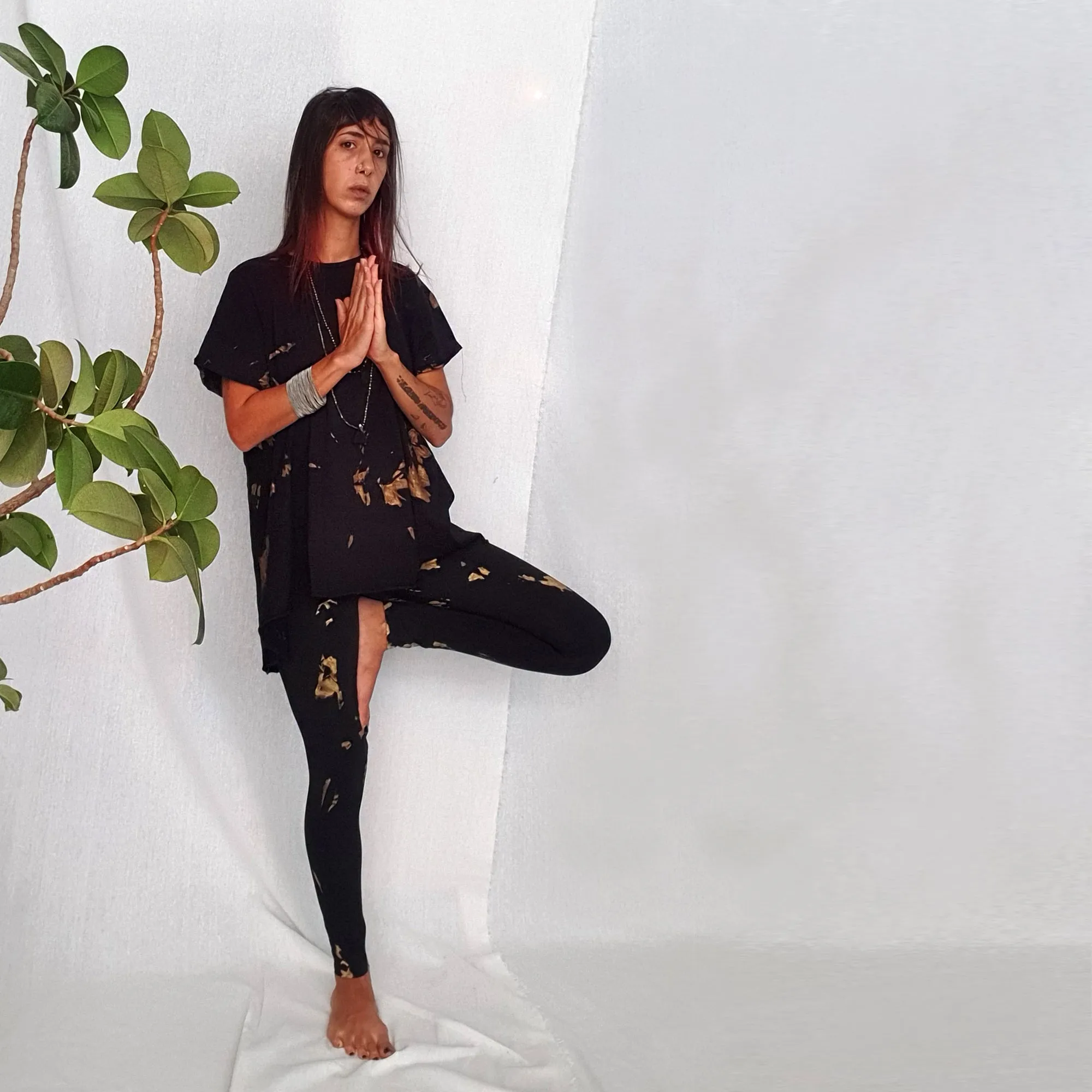 Yoga Leggings - Gold & Black